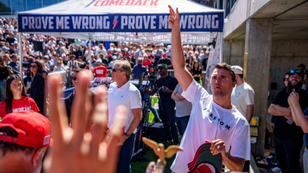 charlie-kirk-utah-valley-800x450-1-jsVVdM.png